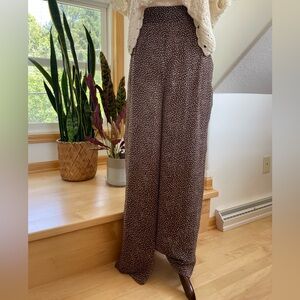 H&M : Brown Patterned High-Waisted Pants